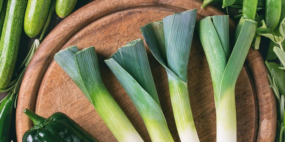 Pórek na prkénku fotografie